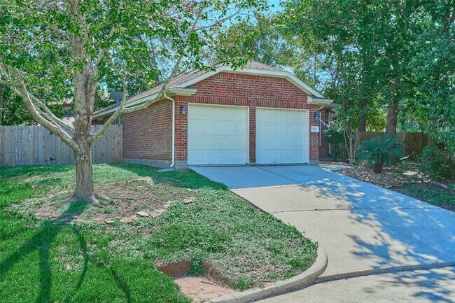 Building Photo - 3733 Breckenridge Dr