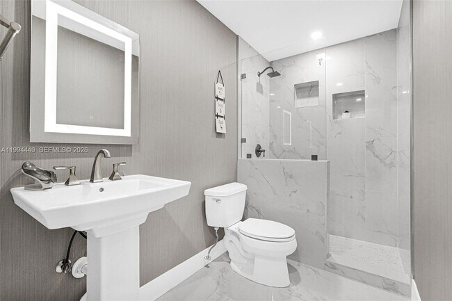 Building Photo - 4225 SW 133rd Ct