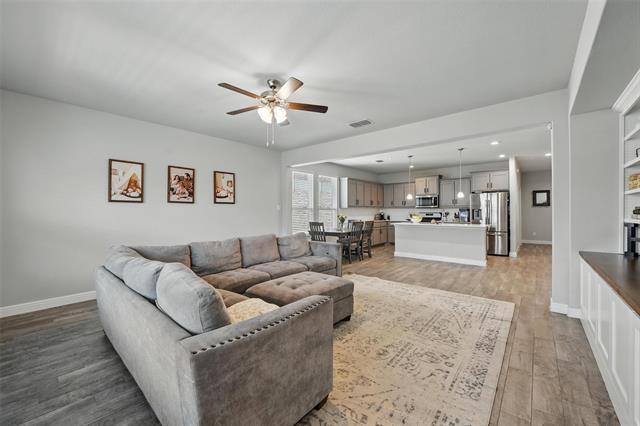 Building Photo - 809 Shepperton Wy
