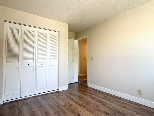 Building Photo - Mountain Views at Meadow Cove on 1/4 Acre ...