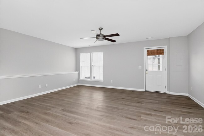 Building Photo - 12337 Verdant Ct
