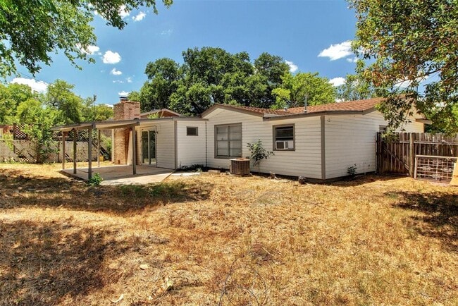 Building Photo - 8705 Parkfield Dr