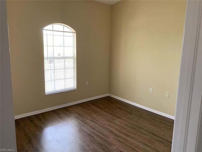 Building Photo - 365 Stella Maris Dr N