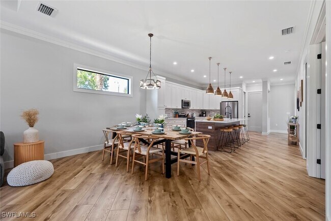 Building Photo - 3530 Hibiscus Ave