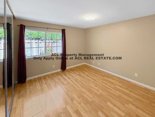 Building Photo - 3056 Stonehenge Rd