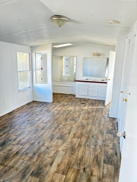 Building Photo - 2315 Wysteria Ln