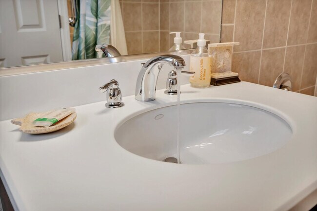 Building Photo - 3216 Mangrove Point Dr