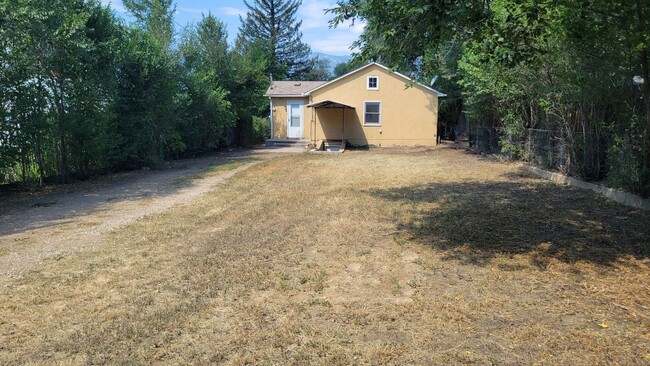 Building Photo - 2 Bedrooms, 1 Bathroom Single Family Home ...