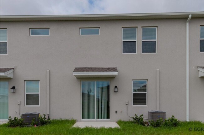 Building Photo - 3149 Laurent Lp