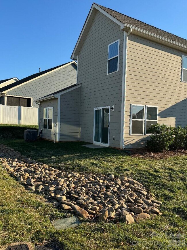 Building Photo - 23156 Goose Down Ln