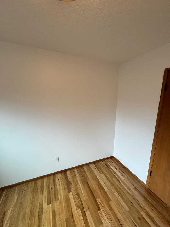 Building Photo - Beautifully remodeled 4 bedroom with ADU! PVT backyard, garage pets ok!