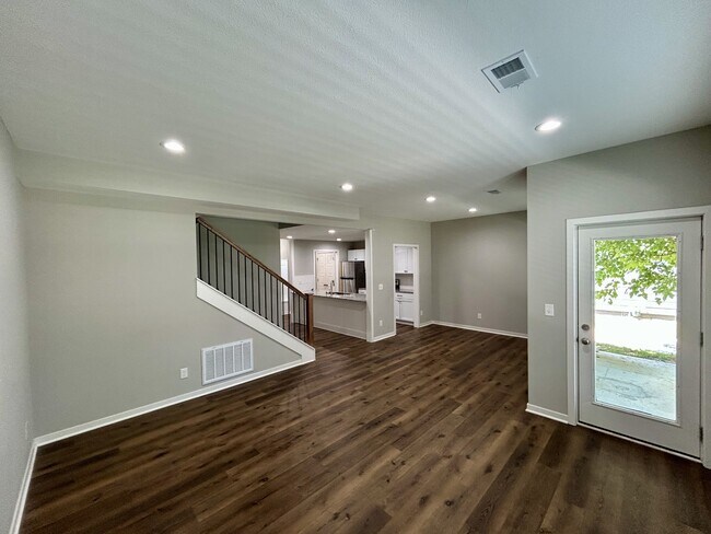 Building Photo - 33065 W 82nd St