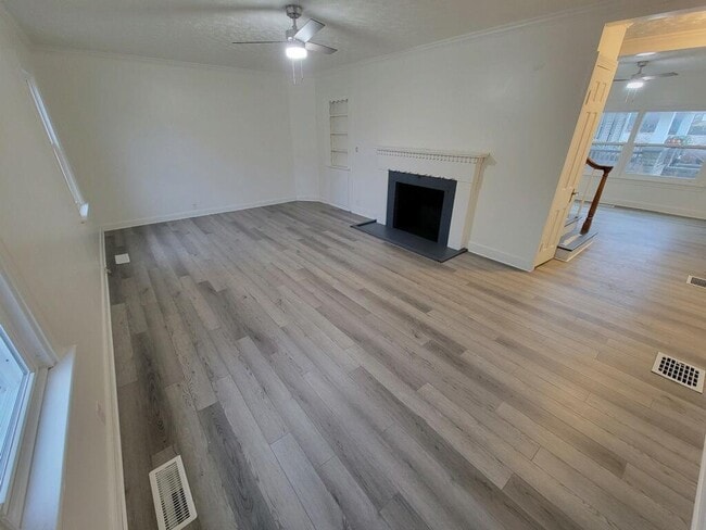 Building Photo - 810 Tiffin Ave