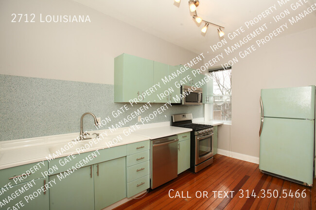 Building Photo - 2712 Louisiana-