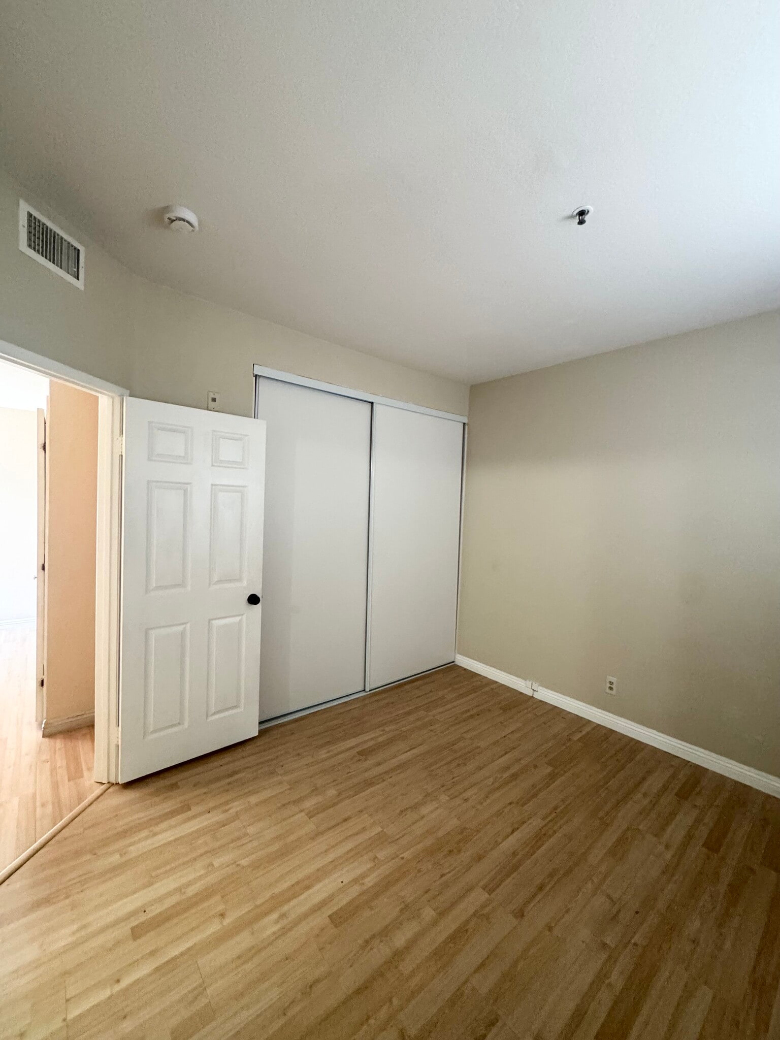 2nd bedroom - 1400 Pacific Coast Hwy