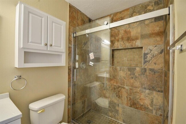 Building Photo - 3530 Dryburgh Ct