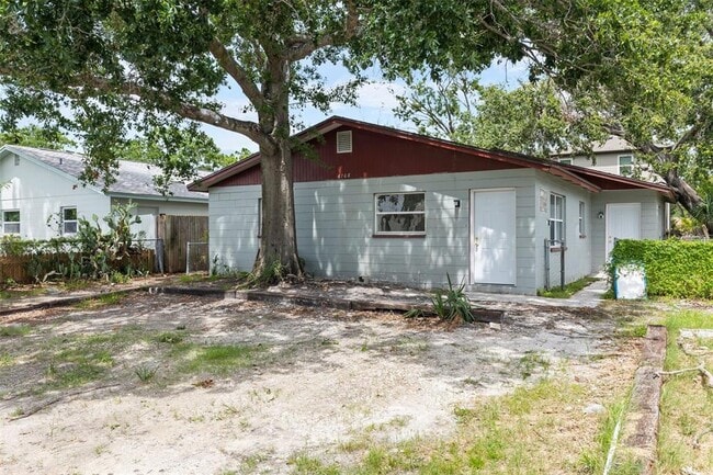 Building Photo - 6708 S Juanita St