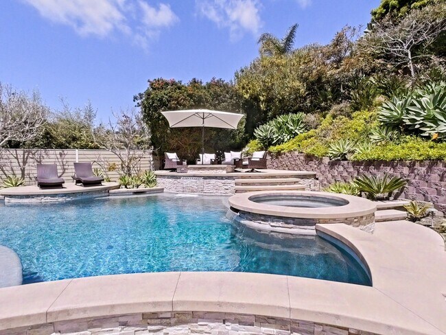 Building Photo - 33702 Calle Conejo