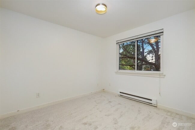 Building Photo - 4111 Whitman Ave N