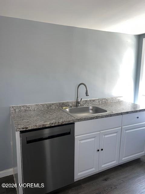 Building Photo - 610 1/2 Fifth Ave