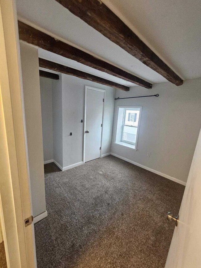 Building Photo - 219 N Lawrence St