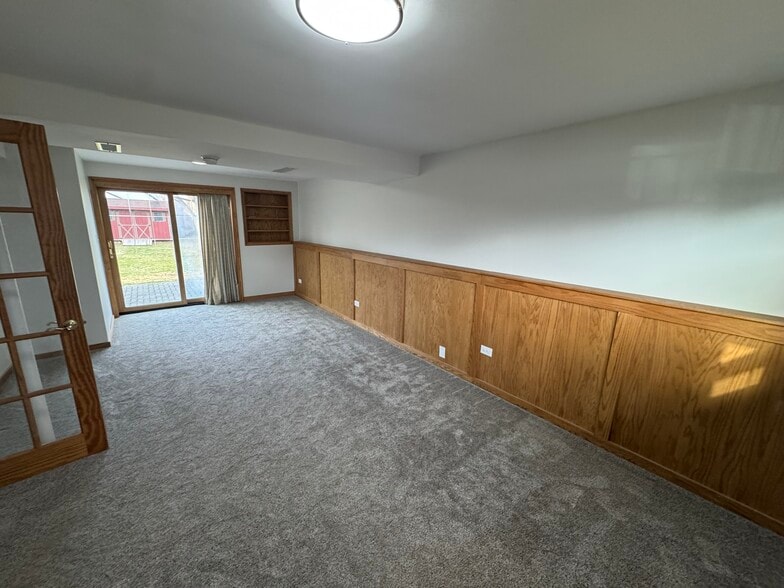 Building Photo - 4000 Marlton Cir