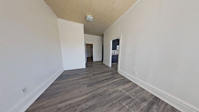 Building Photo - Walkable One Bedroom in York City