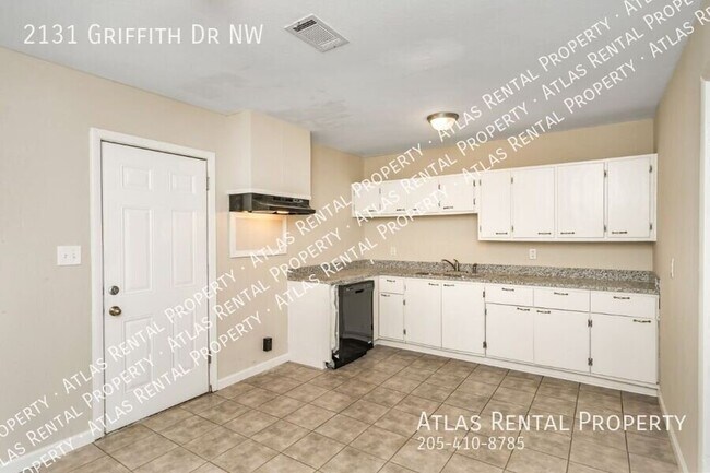 Building Photo - 2131 Griffith Dr NW