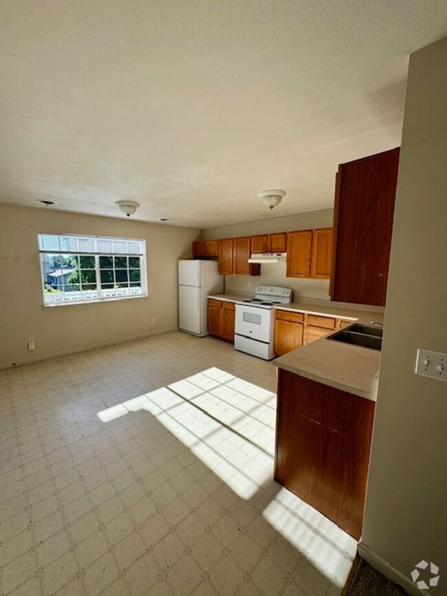 Building Photo - 3 Bedroom, 2 Bathroom 4-Plex