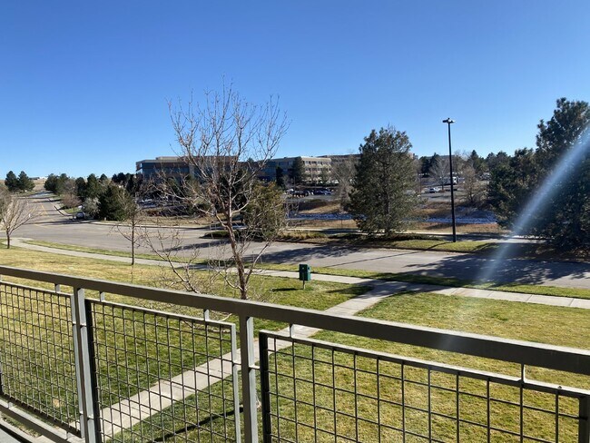 Building Photo - Spacious 2-Bed/2-Bath Cry Creek Crossing C...
