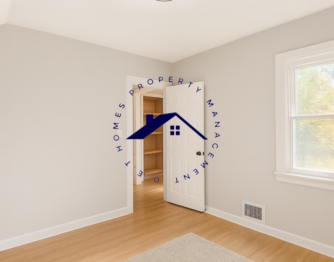 Building Photo - 14938 Tracey St