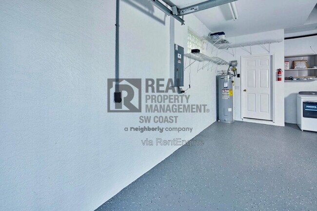 Building Photo - 10735 Maui Cir