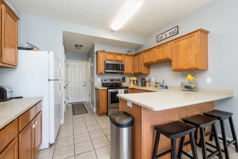 Building Photo - 176 N 570 E