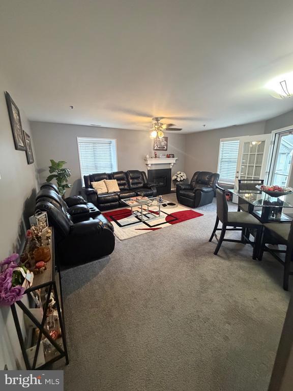 Building Photo - 809 Willings Way