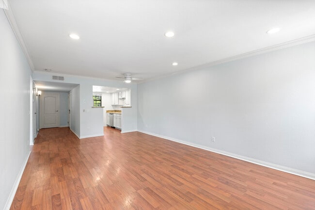 Building Photo - 12059 Alta Carmel Ct