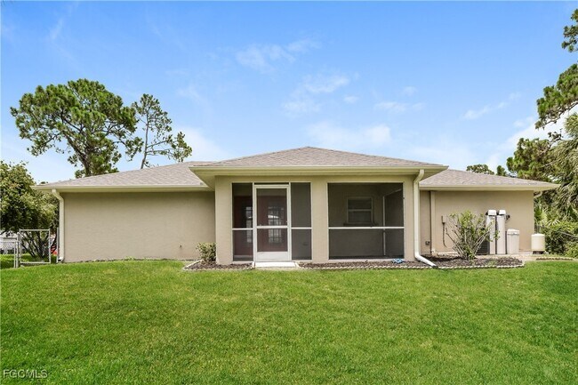 Building Photo - 2645 Vogler Ln
