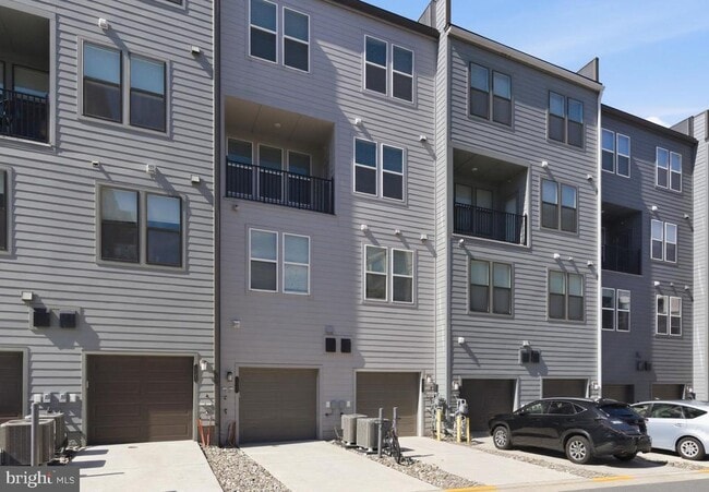 Building Photo - 13367 Launders St