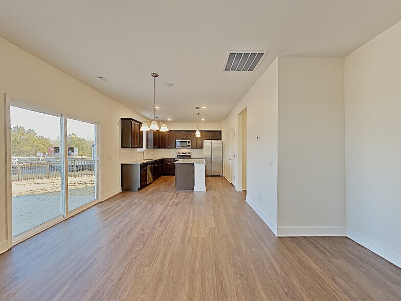 Building Photo - 4877 Chutney Dr