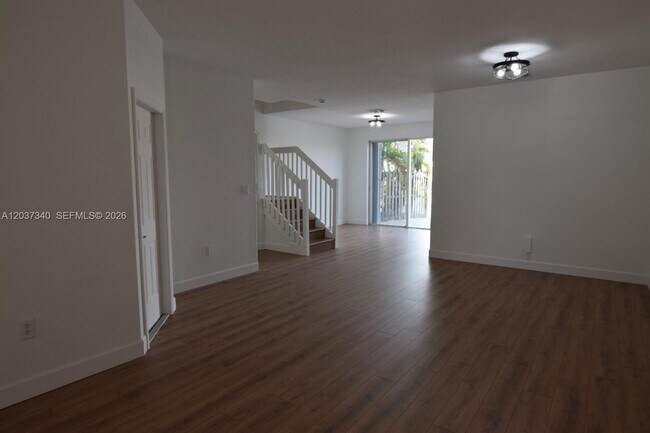 Building Photo - 7848 NW 114th Path