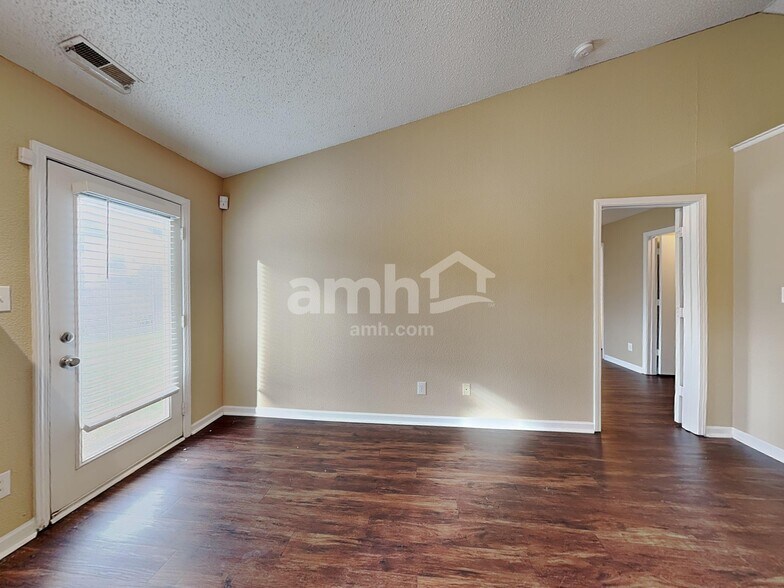 Building Photo - 3742 Laurel Cherry Ln