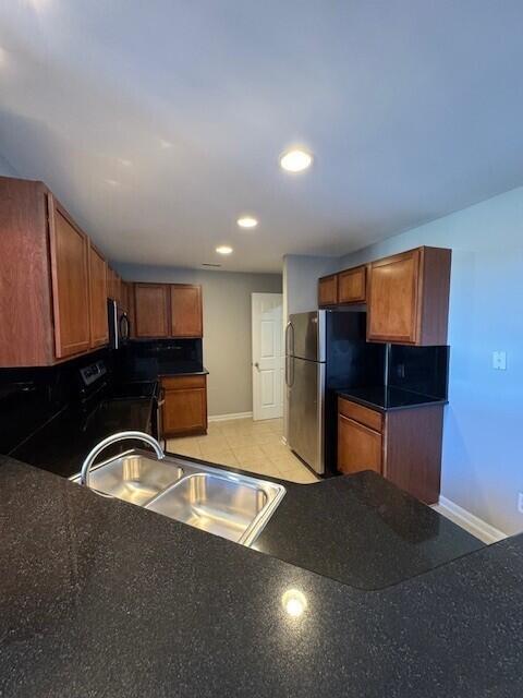 Building Photo - 8483 Towne Center Cir