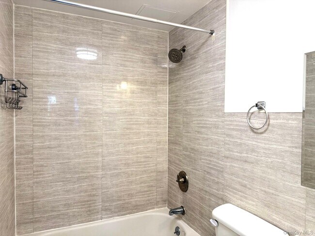 Building Photo - 235 Starr St