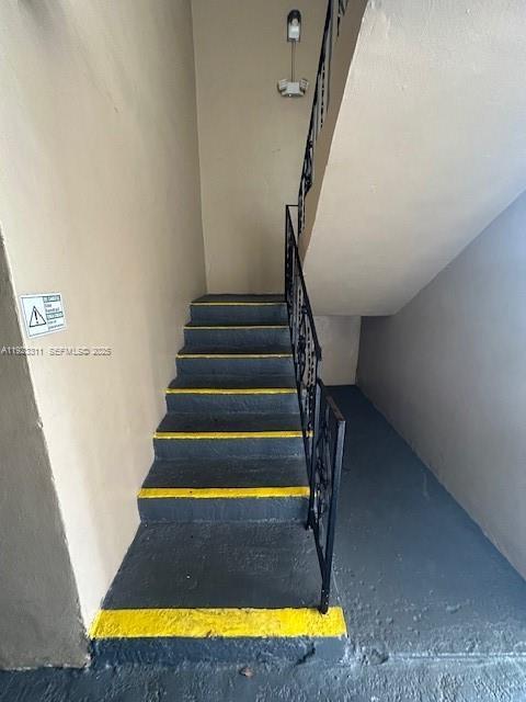 Building Photo - 1015 NW 45th Ave