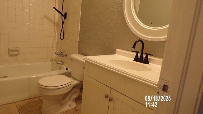 Building Photo - Great home located in Sherwood,