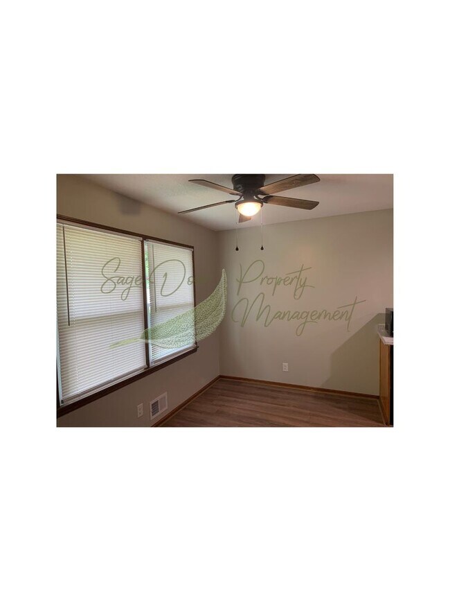 Building Photo - 3 BEDROOM IN BLUE SPRINGS!!!