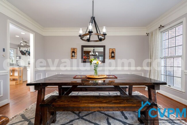 Building Photo - 1009 Howard Grove Ct