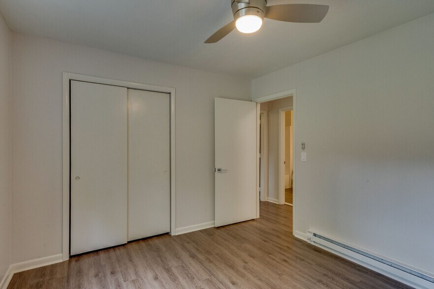 Building Photo - 2601 Hillsboro Pike