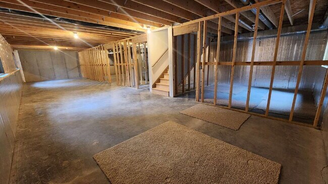 Building Photo - Large Modern 2022 Built 2 Bedroom, 2 Bathroom Accessible Twinhome with 2 Car Attached Garage! - 5...