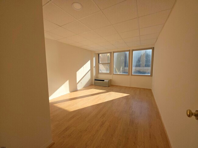 Building Photo - 2834 Atlantic Ave