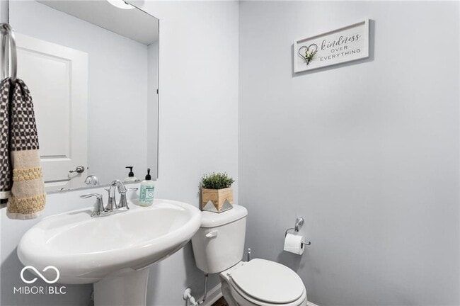 Building Photo - 5867 Solomon Harmon Way